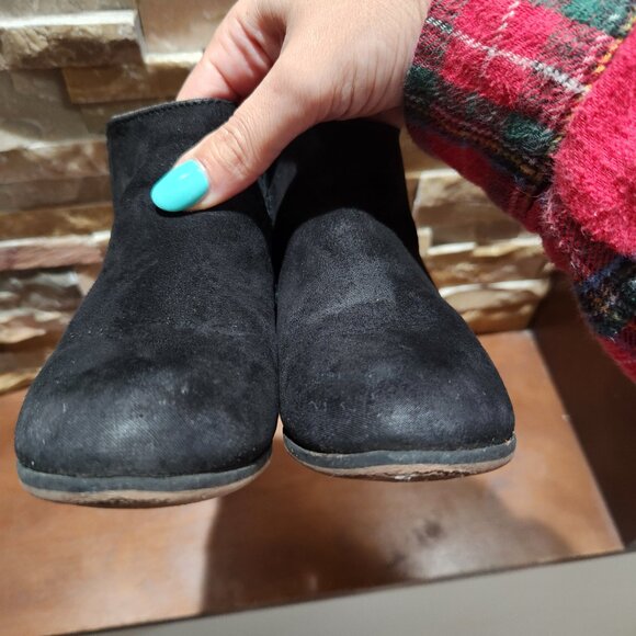 Cat & Jack Penelope Black Ankle Zipper Booties Size 10 - Picture 7 of 8